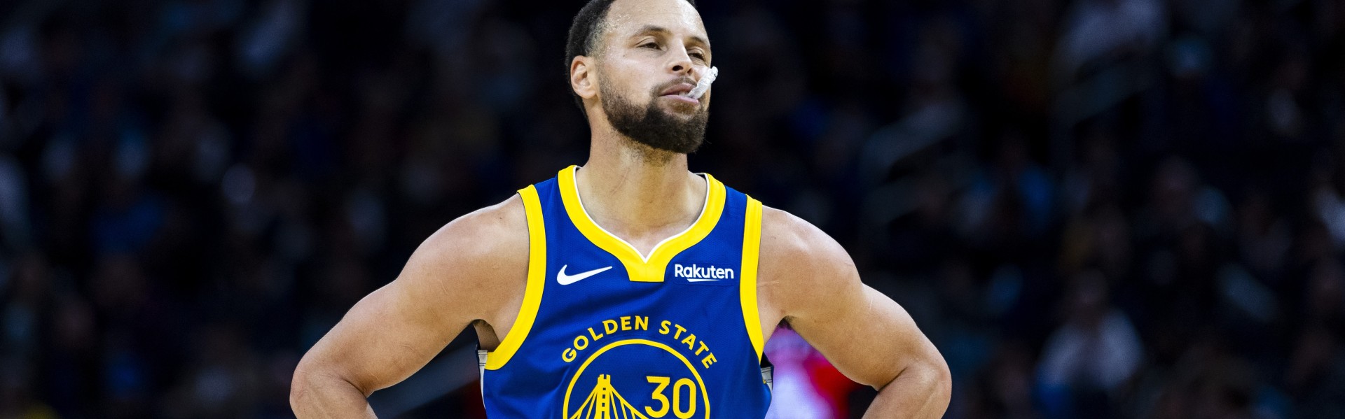 梅尔顿赞叹库里独特影响力：一次无球掩护足以颠覆防守体系