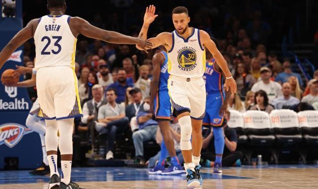 开季四连胜复刻73胜赛季 名嘴：只有一队能赢勇士！