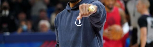 买断市场捡漏补强？勇士被坑+连败危机凸显