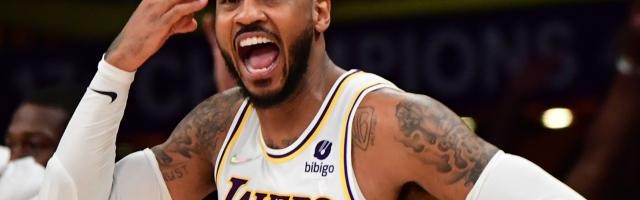 37岁的甜瓜和36岁的老詹拼了，湖人终于拿到首胜