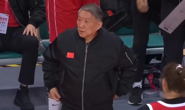 赢球还被骂？我们错怪宫鲁鸣了！这场球有价值，但女篮确实在啃老